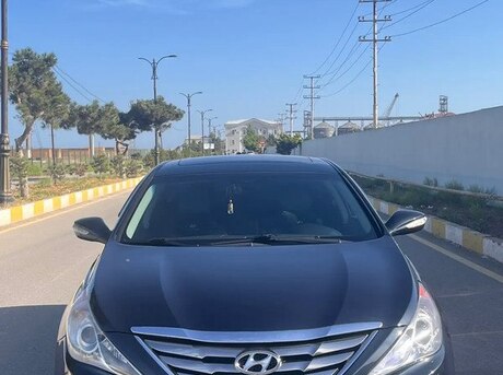 Hyundai Sonata 2011