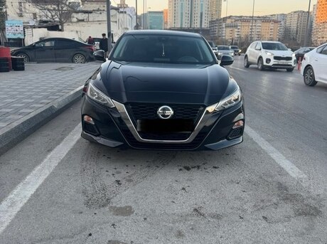 Nissan Altima