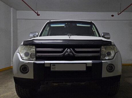 Mitsubishi Pajero 2008