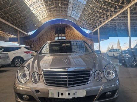 Mercedes E 320