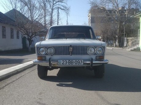 LADA (VAZ) 2103