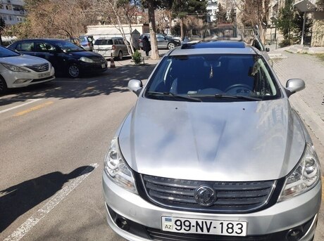 DongFeng Aeolus S30