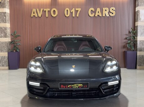 Porsche Panamera GTS 2019