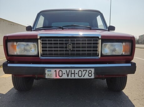 LADA (VAZ) 2107