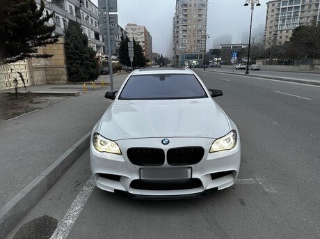BMW 528