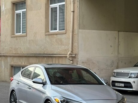 Hyundai Elantra 2018