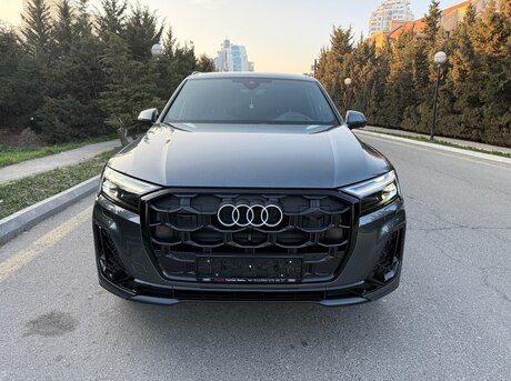 Audi Q7 2024