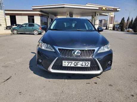 Lexus CT 200h 2011