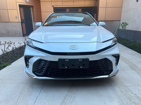 Toyota Camry 2024