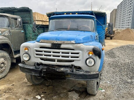 ZIL 130