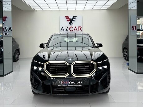 BMW XM