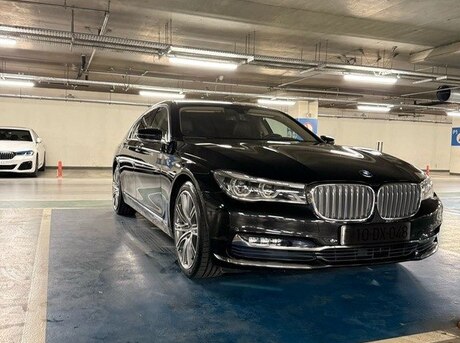 BMW 740