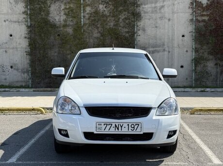 LADA (VAZ) Priora 2017