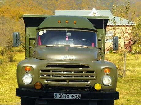 ZIL 130