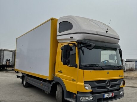 Mercedes Atego 818 2010