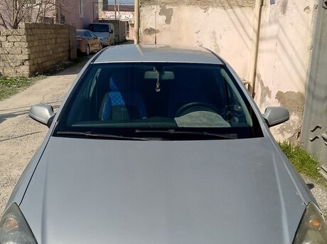 Opel Astra 2006