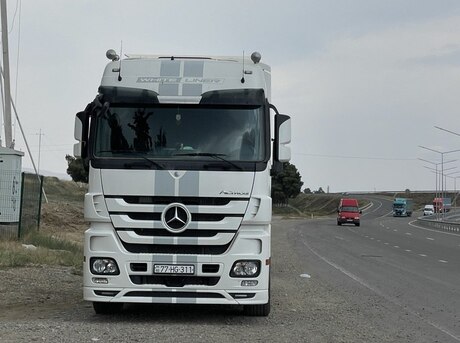 Mercedes Actros 1844 2011