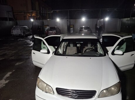 Nissan Maxima