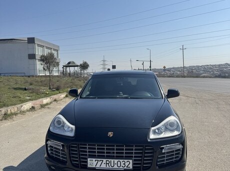 Porsche Cayenne GTS