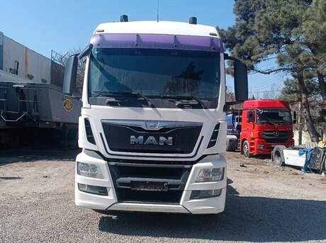 MAN TGA 18.440