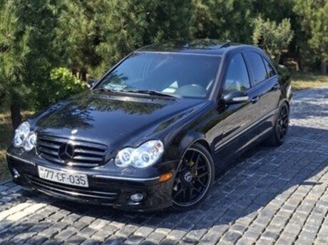 Mercedes C 320