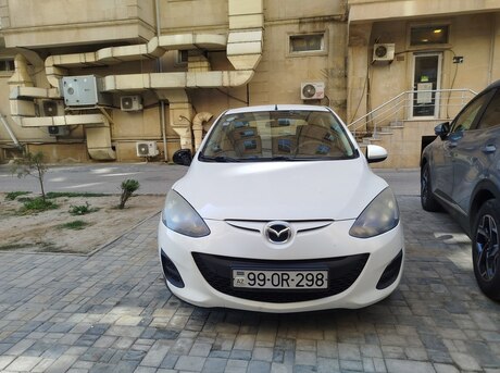 Mazda 2 2013