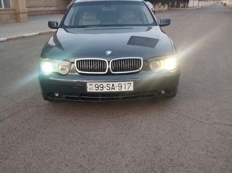 BMW 745