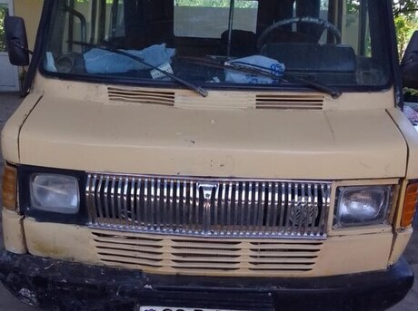 Mercedes 609 D