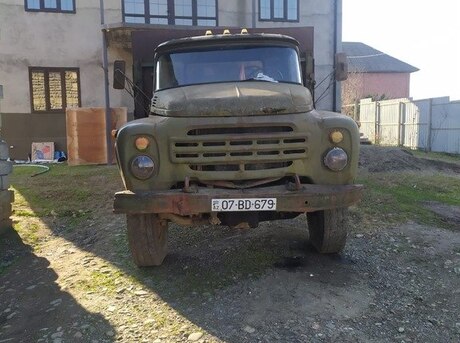 ZIL 130