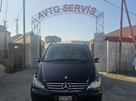 Mercedes Viano