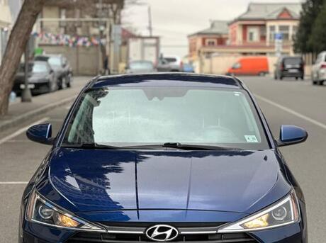 Hyundai Elantra 2019