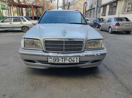 Mercedes C 180