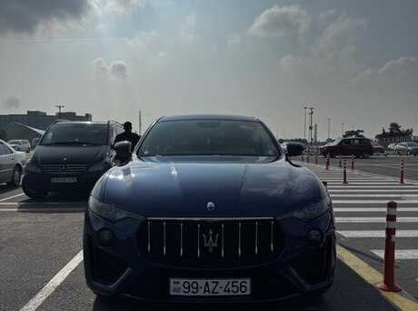 Maserati Levante S