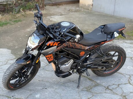 CFMOTO 300 NK