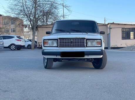 LADA (VAZ) 2107