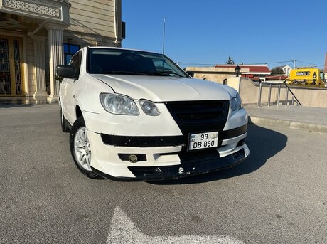 Mitsubishi Airtrek