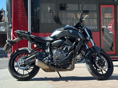 Yamaha MT-07