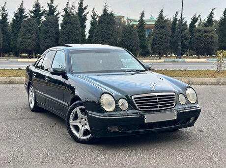 Mercedes E 280