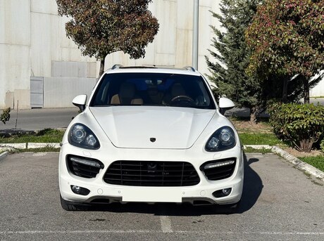Porsche Cayenne Turbo