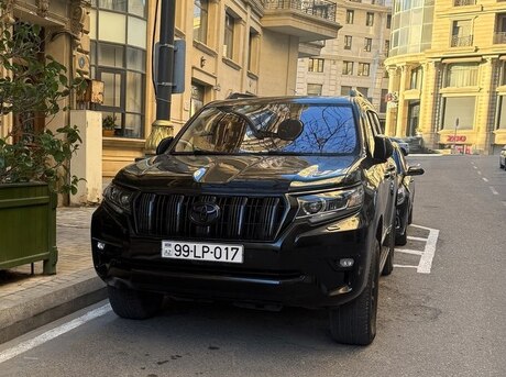 Toyota Land Cruiser Prado