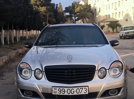 Mercedes E 270 2002