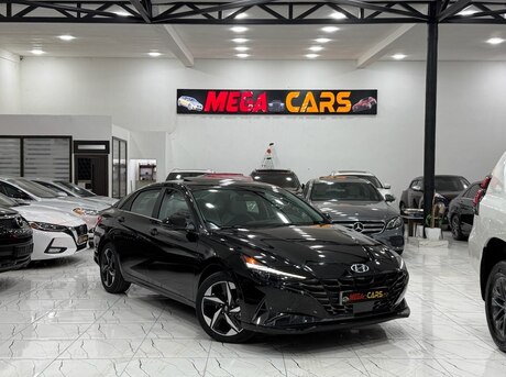 Hyundai Elantra 2022