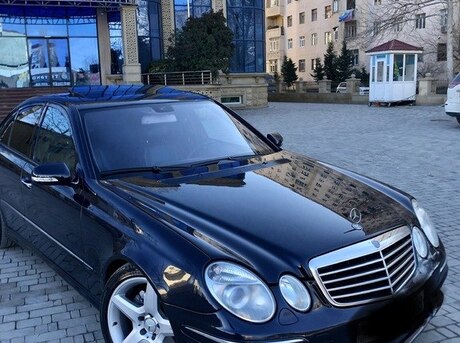 Mercedes E 270