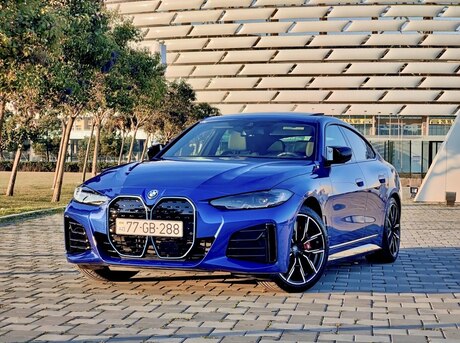 BMW i4