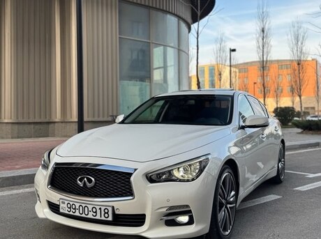 Infiniti Q50