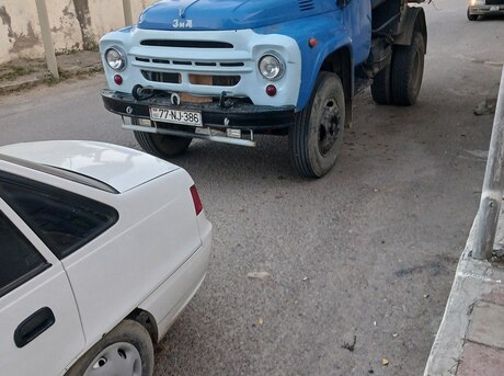 ZIL 130