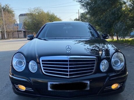 Mercedes E 280