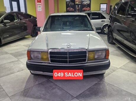 Mercedes 190
