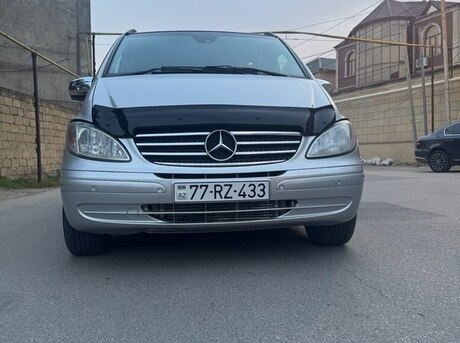 Mercedes Viano