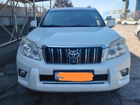 Toyota Land Cruiser Prado 2011